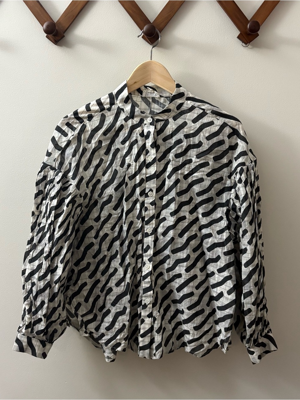 WHIT black and white linen blouse